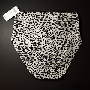 Soma Intimates & Sleepwear - NWT Soma Leopard Print Modern Brief Underwear Soma Intimates & Sleepwear - NWT Soma Leopard Print Modern Brief Underwear